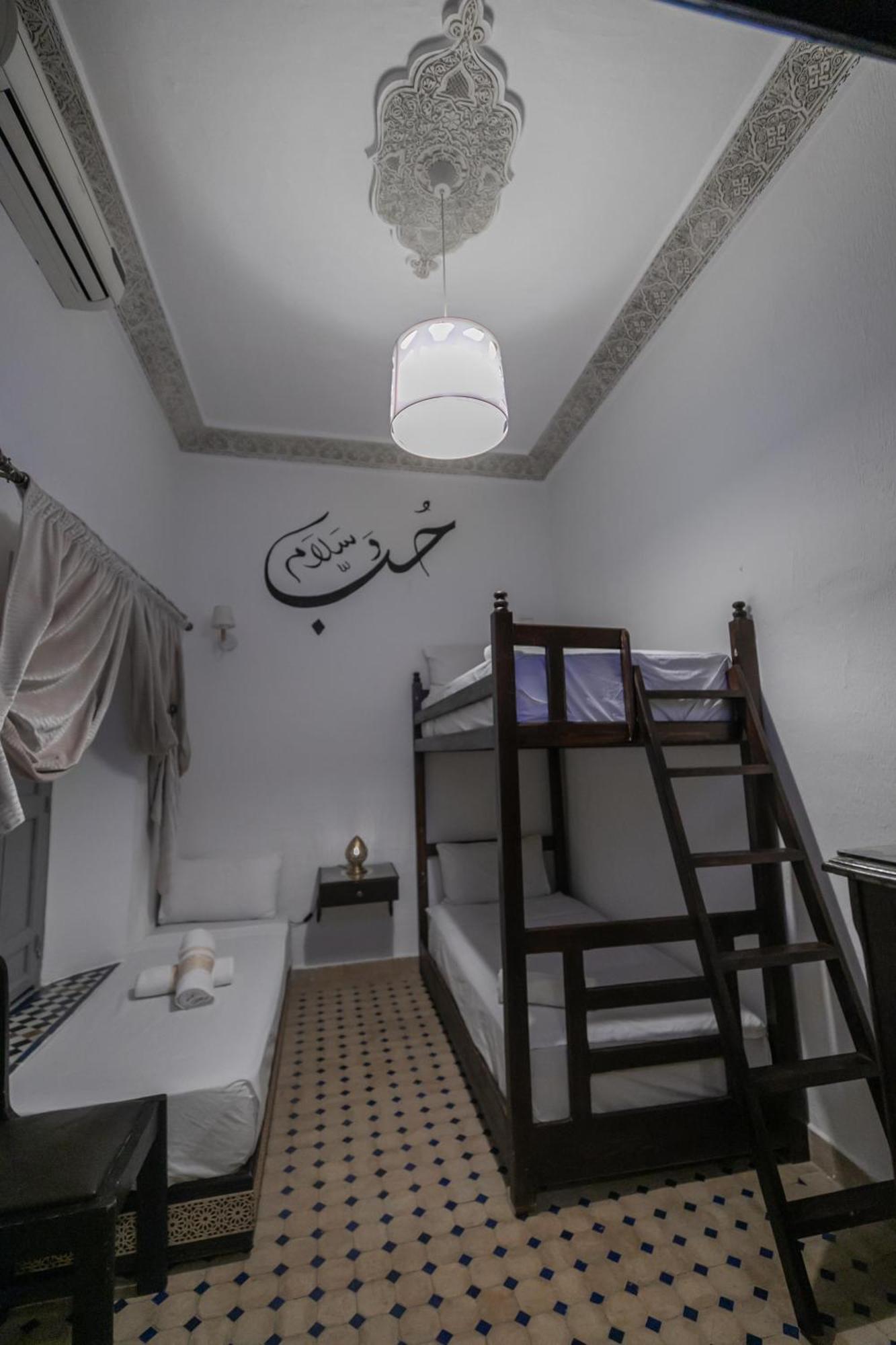 Riad Nayum Fez Exterior photo